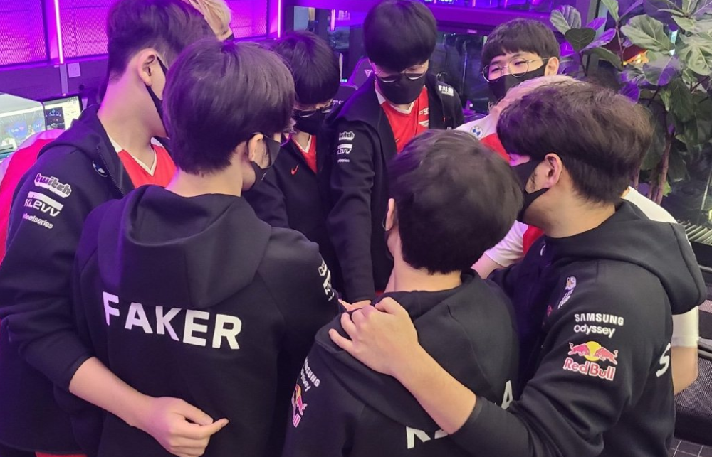 出色左脚中 出色左脚中