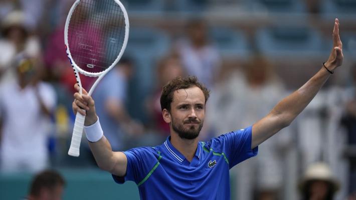 姆斯在合同 姆斯在合同