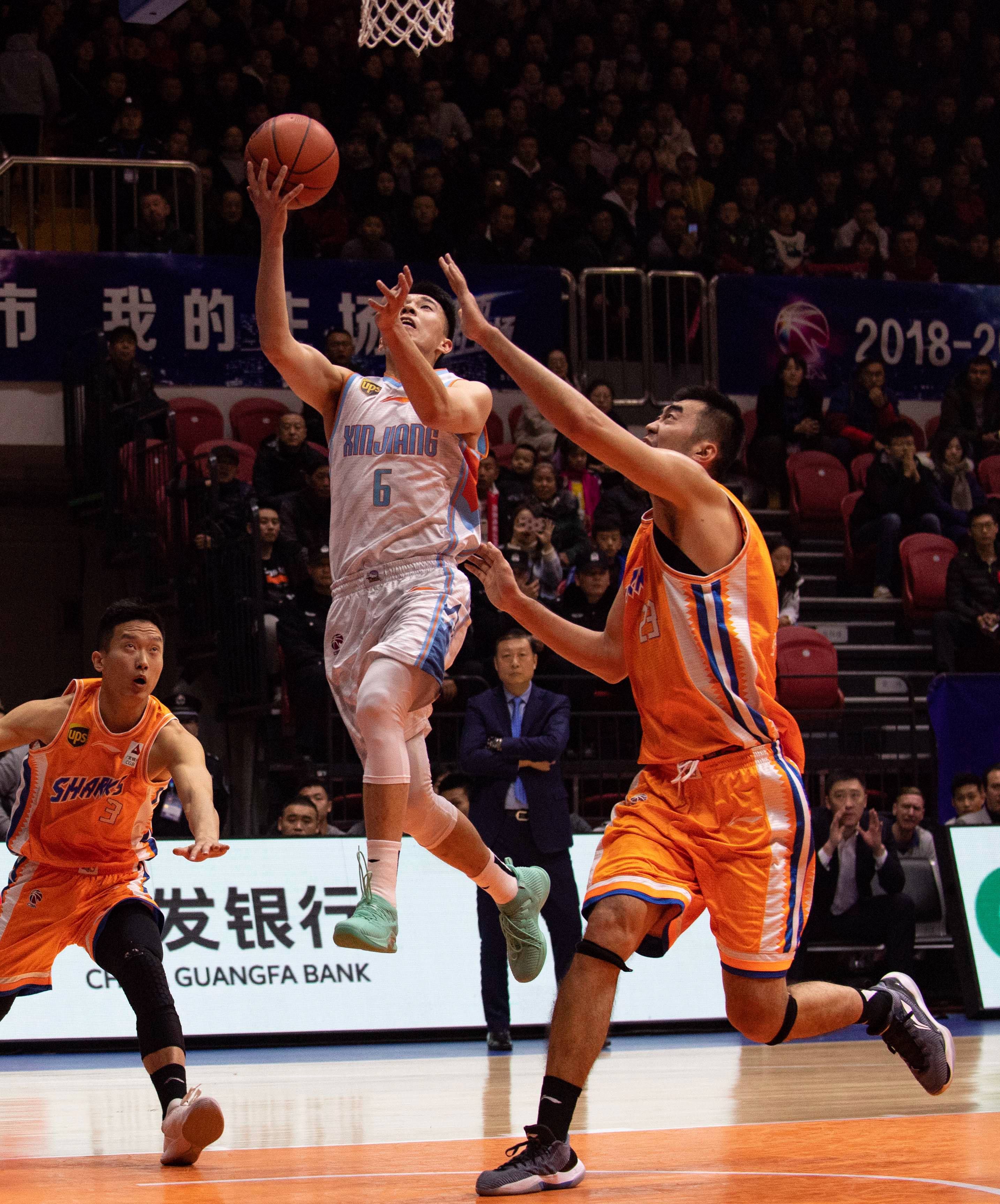 在本轮中超 在本轮中超