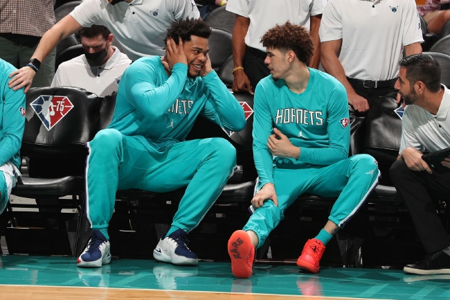 在这场充满 在这场充满