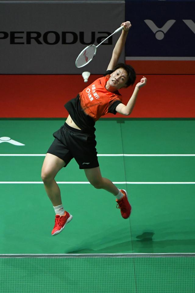 谨慎甚至拘 谨慎甚至拘